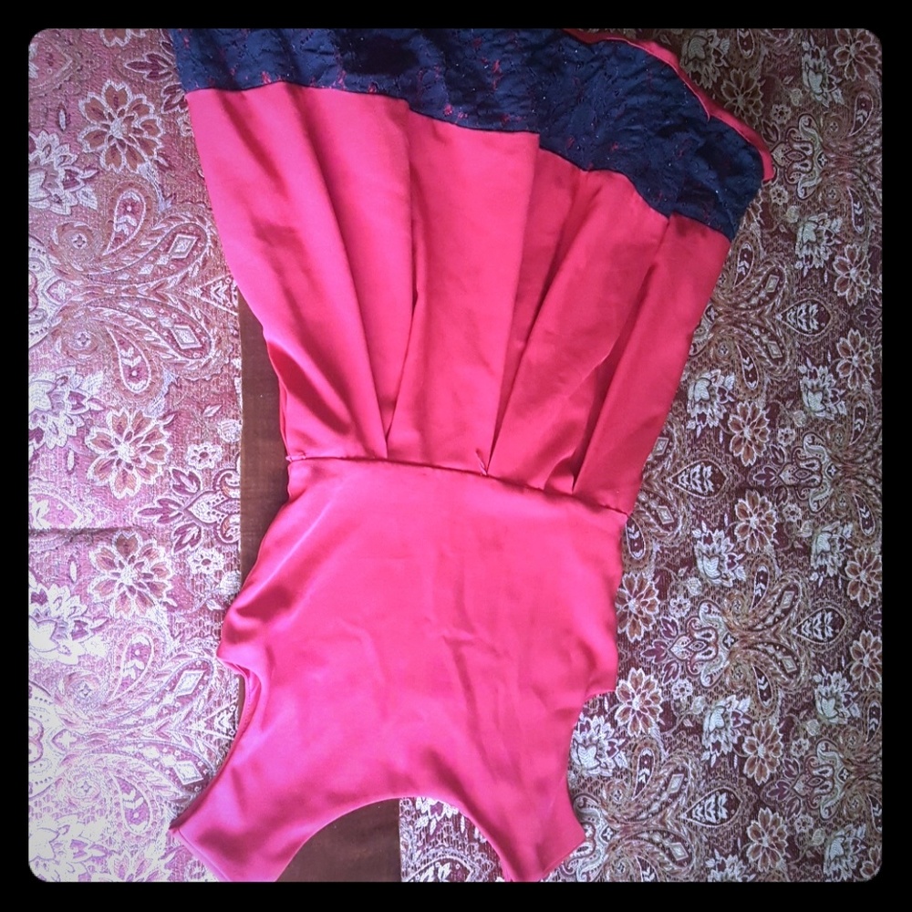 Beautiful Red mini dress for women